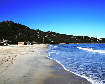 B&B Su Donnigheddu - Golfo Aranci - Playa