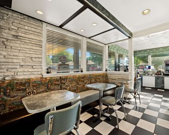 Best Western Route 66 Rail Haven - Springfield - Restaurang