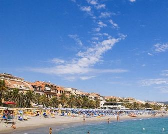 Hotel Atlantic - Loano - Strand