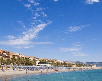 Hotel Atlantic - Loano - Strand