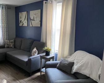 Cozy One Bedroom House - Adrian - Obývací pokoj