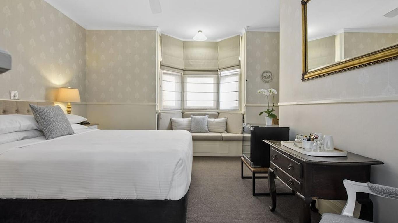The Russell Boutique Hotel