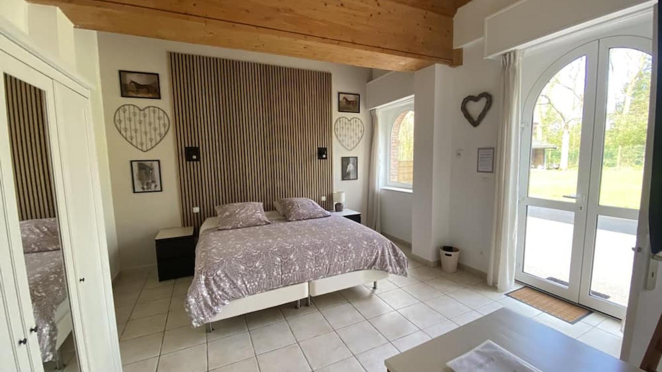 Chambres d'Hôtes Aux Ecuries du Chateau