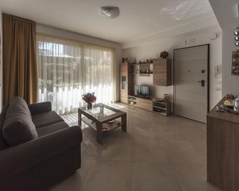 Casa Vacanza Acquamarina - Acireale - Obývací pokoj