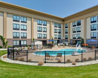 Hampton Inn Cincinnati-Airport South - פלורנס - בניין