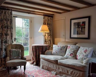 3 bedroom accommodation in Rievaulx, near Helmsley - York - Living room