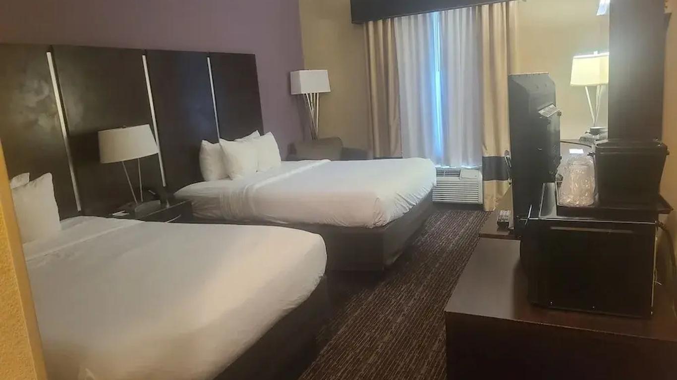 Dothan East Inn & Suites