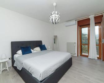 Seaview, Two Pools, Sauna & Relax - Suite Dorotea - Cava de' Tirreni - Habitación