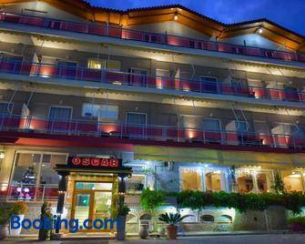 Oscar Hotel - Amfilochía - Building