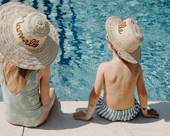 Domaine De Manville - Les Baux-de-Provence - Bazén