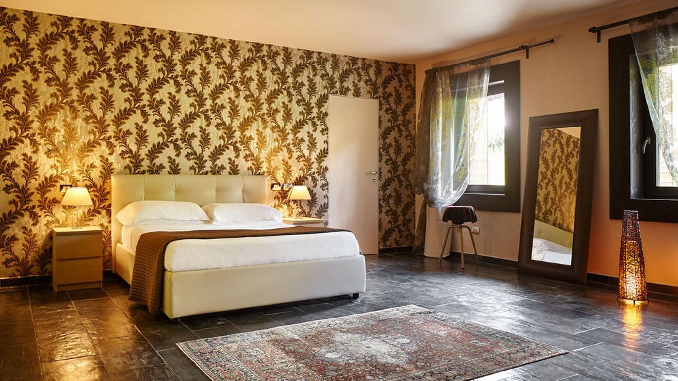 Maanja Lake Front Suite