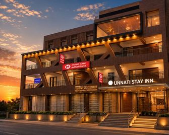 Hotel Unnati Stay Inn Vijayapura by Hrg - Bijapur - Edificio