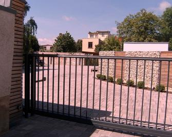 Guest Apartment 3 Attic - Guesthouse Pacia & Ritter - Sangerhausen - Balkon