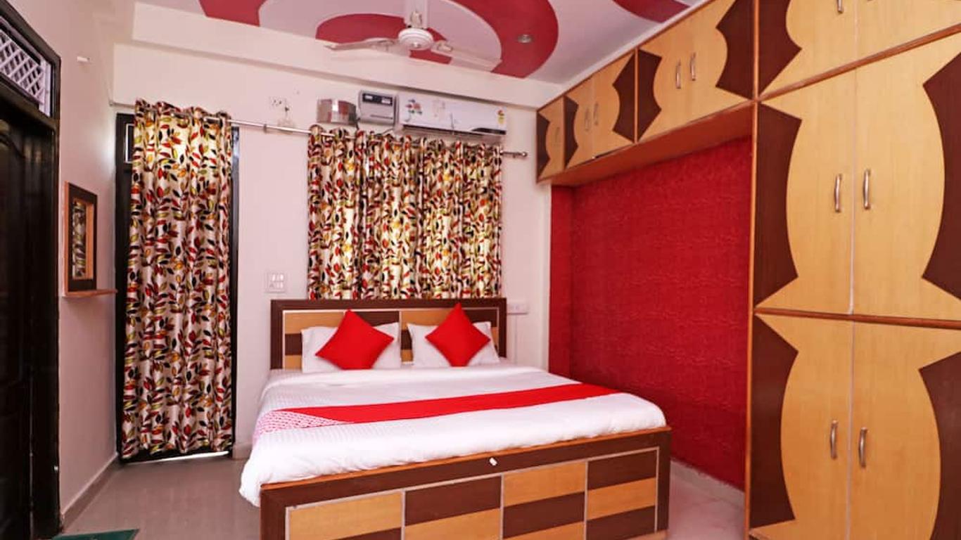 Oyo 23302 New Delhi Guest House
