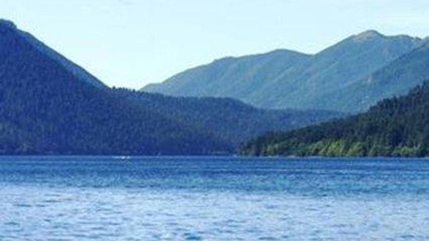 Lake Crescent Lodge