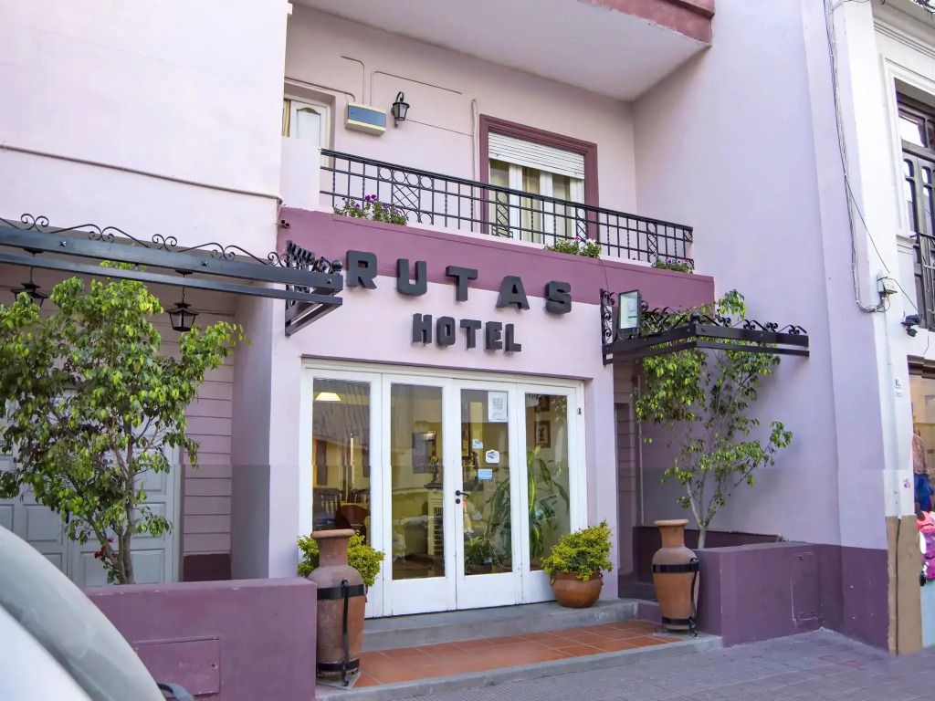 Rutas Hotel - סלטה - בניין