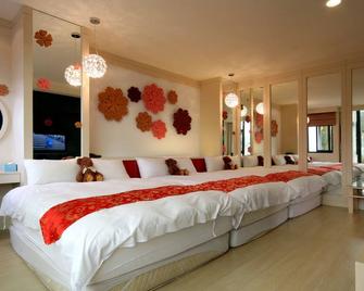 Tan Hui Hotel - Yuchi Township - Bedroom