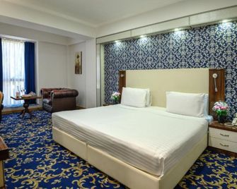 Royal Plaza by Stellar Hotels, Yerevan - Yerevan
