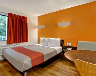 Motel 6-Sunnyvale, Ca - North - סאניוייל - חדר שינה