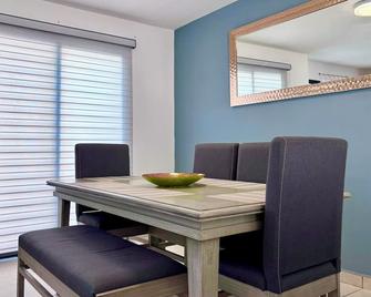 Offer Excellent Private Residential House, Swimming Pool, Barbecue, Garden - Ciudad Valles - Dining room