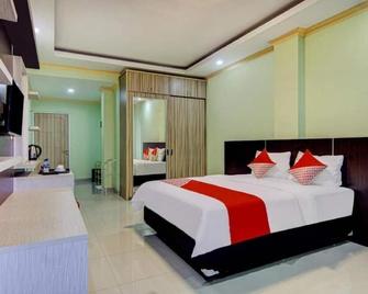 Safira Homestay Syariah - Yakarta - Habitación