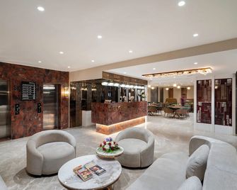 Clarks Inn Indore - Indore - Lobi