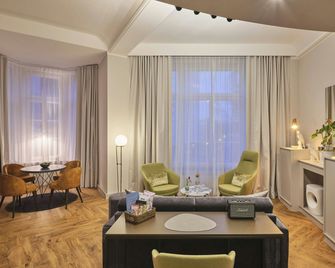 Classik Hotel Alexander Plaza - Berlin - Bedroom