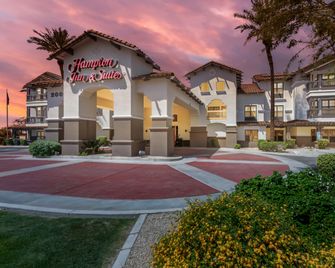 Hampton Inn & Suites Phoenix/Goodyear - Goodyear - Budova