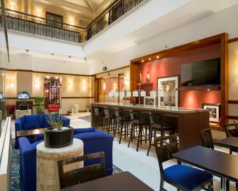 هامبتون إن آند سويتس مكسيكو سيتي - مكسيكو ستي - ردهة