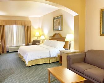 Holiday Inn Express & Suites Alice By IHG - Alice - Bedroom