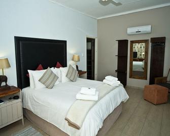 Bush Pillow Guest House - Otjiwarongo - Chambre