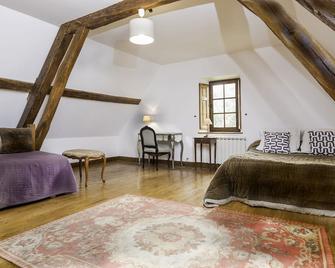 The House Of Lana - Sablons-sur-Huisne - Habitación