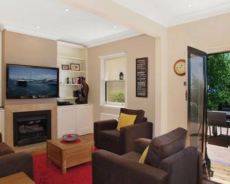 St Raphael - Convent Leura - Leura - Living room