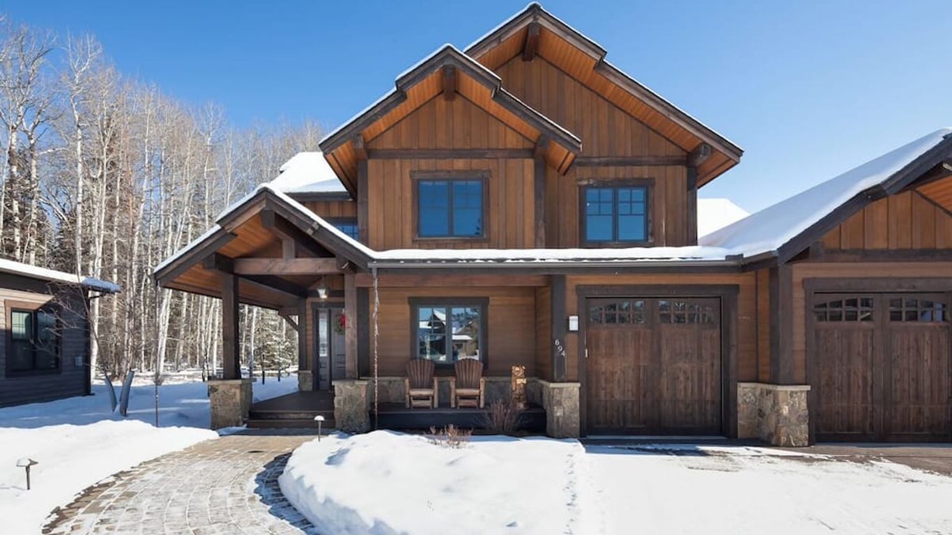 Lodge at Whitefish Lake