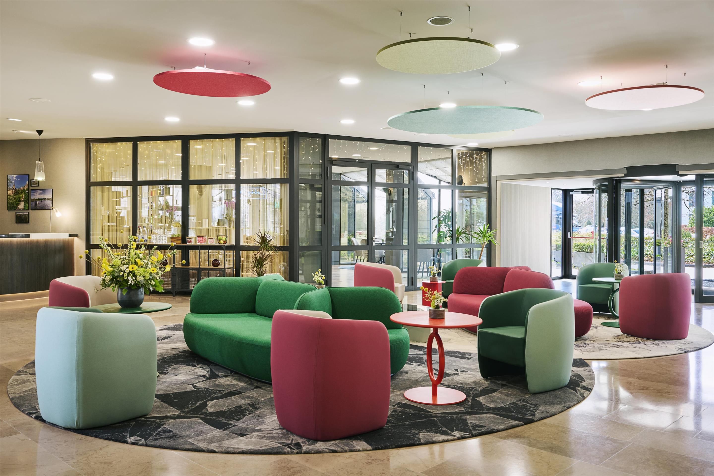 إن إتشلكسمبورج أيربورت