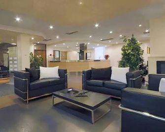 B&b Hotel Calenzano First - Calenzano - Recepción