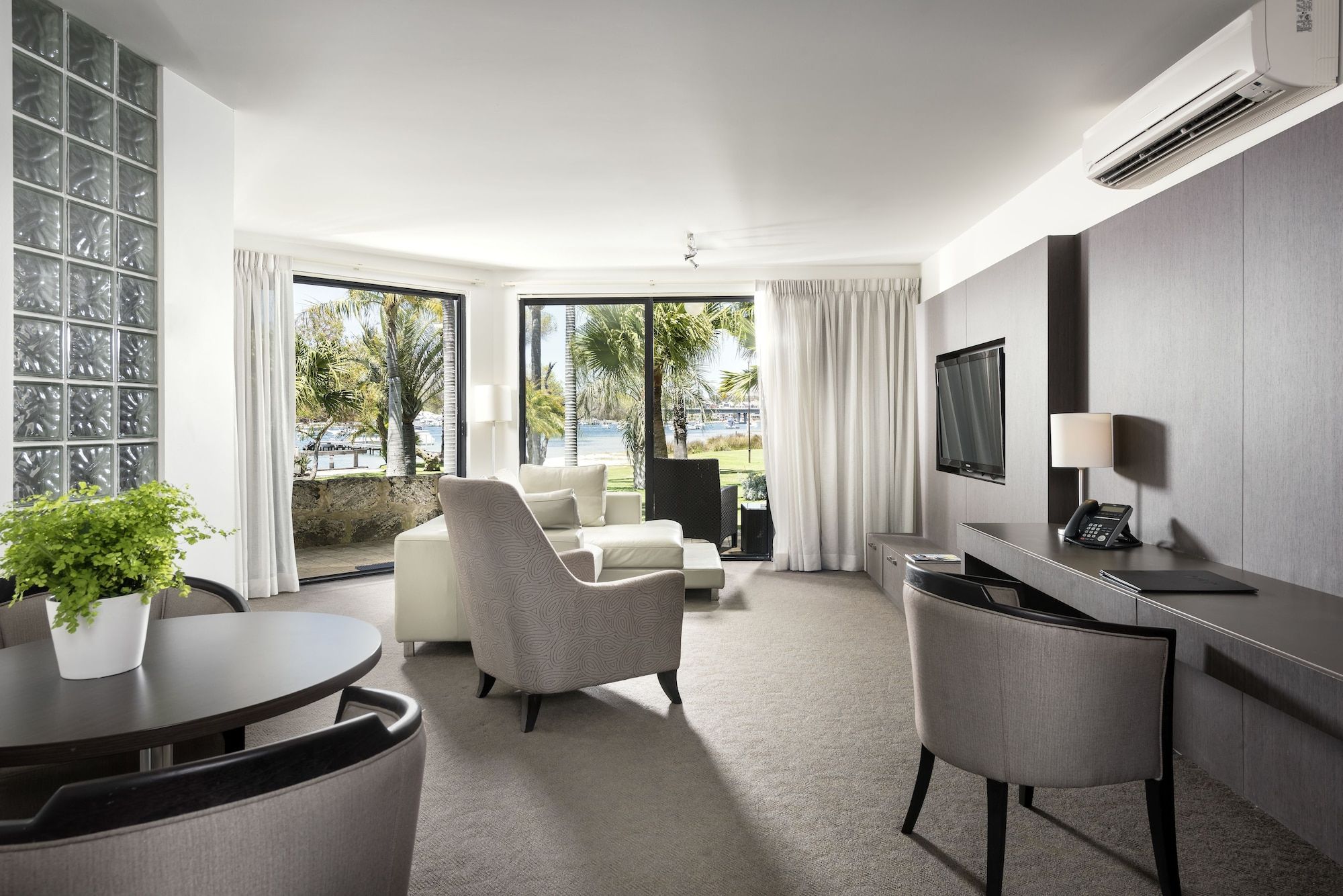 بير 21 ريفرسايد أبارتمنت هوتل