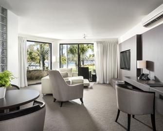 Pier 21 Riverside Apartment Hotel - Fremantle - Sala de estar