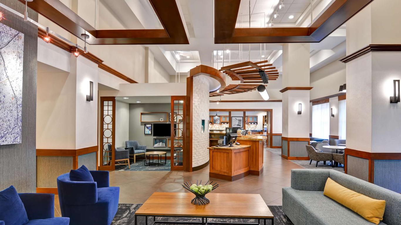 حياة بليس برمنجهام/هوفر