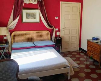 Cozy apartment in Palazzo Malaspina - Plasencia - Habitación