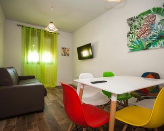 아파트먼트 엘 볼란테 II - 시엠포주엘로스 - 다이닝룸