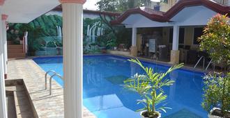 Villa Prescilla - Dumaguete City - Pool