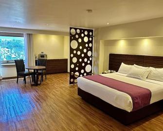 هوتل ميراج - كويريتارو - غرفة نوم