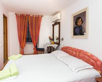Rooms Fausta Old Town - Dubrovnik - Habitación