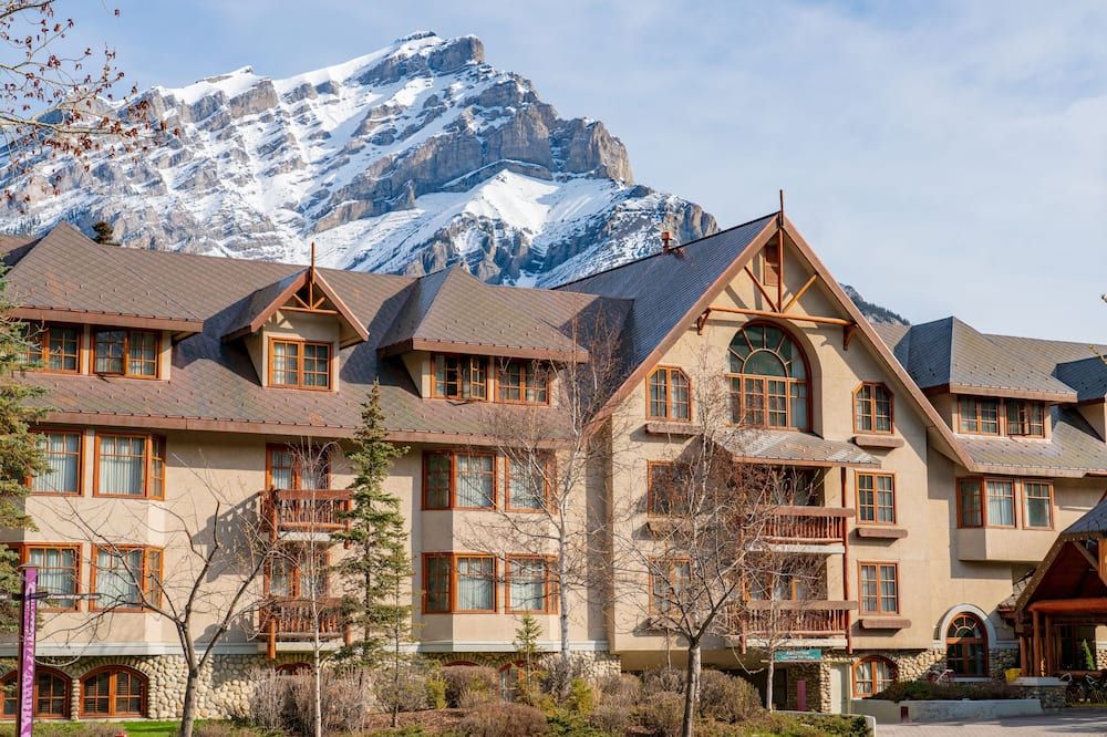 Banff Caribou Lodge & Spa C$ 140 (C̶$̶ ̶6̶6̶2̶). Banff Hotel Deals