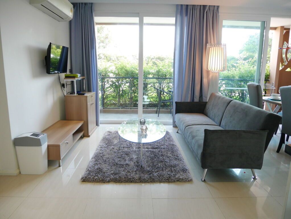 آتلانتس كوندو آند ووتربارك باتايا باي ذا سي