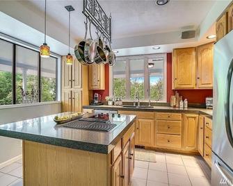 Yes, This Is Real! Be Among Our First Welcomed Guests! - Silver Firs - Kitchen