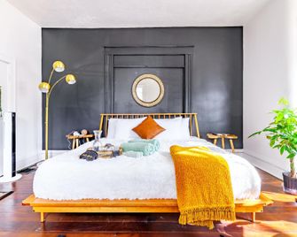 Prime Location - Clean - Top Rated - Parking Free - Richmond Dale - Habitación