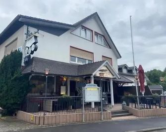 Hotel Ebert - Neuhof - Building