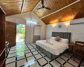 كينجز فيلا ريزورت - كاناكونا - غرفة نوم